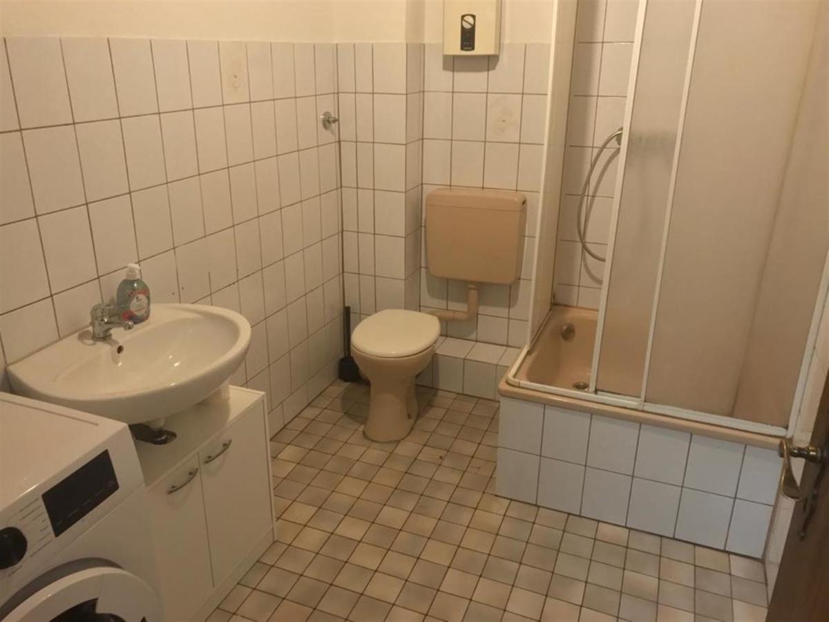 2 Zimmer Wohnungen K&K Unterkunft. Gbr Дуйсбург Экстерьер фото